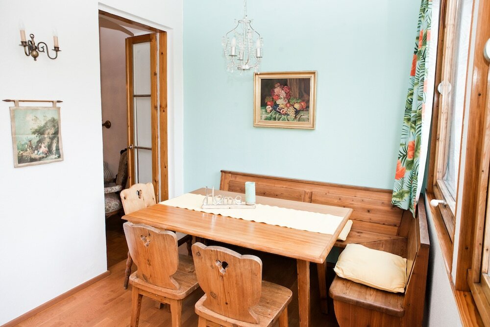 Фото Marthas Veranda Apartment