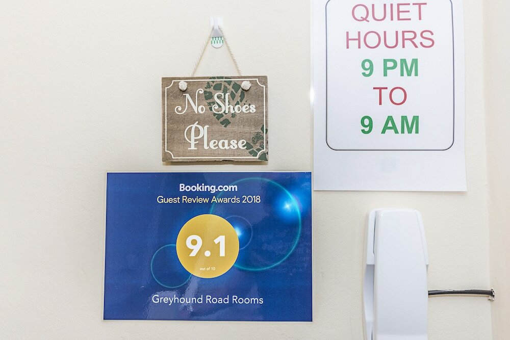 Фото Greyhound Road Rooms