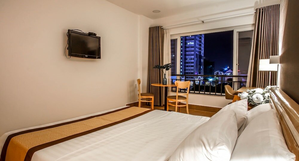 Фото Artmio Hotel Apartment & Cafe