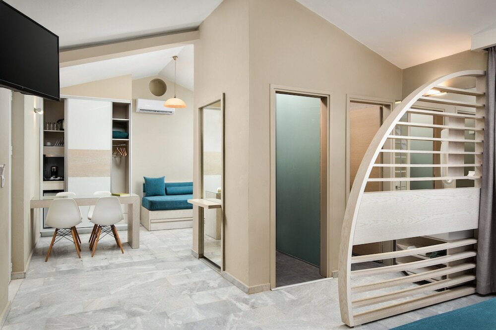 Фото Maleme Mare Beach Resort Hotel