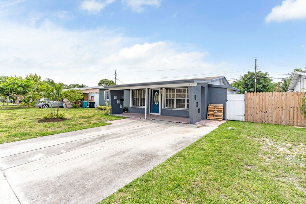 Фото Dania Hills w Pool 10 min to Beach