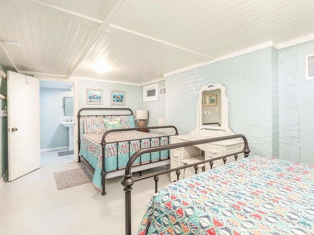 Фото Butler Beach Cottage