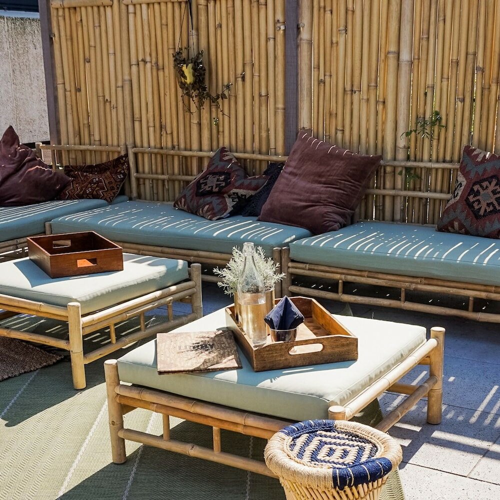 Фото Hotel V Fizeaustraat