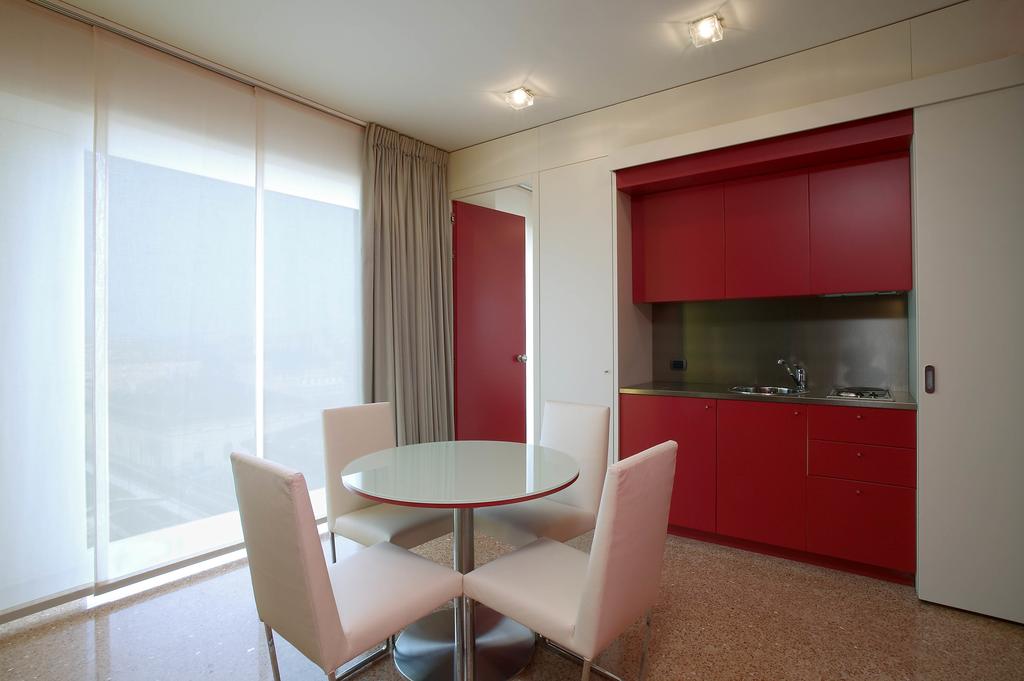 Фото Una Hotels Bologna Centro