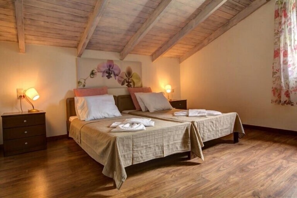 Фото Villa Iremia & Villa Galini