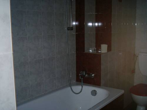 Фото Repos Guest Rooms