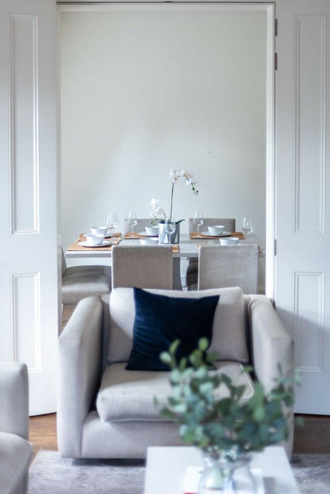 Фото Grosvenor Gardens by Capital