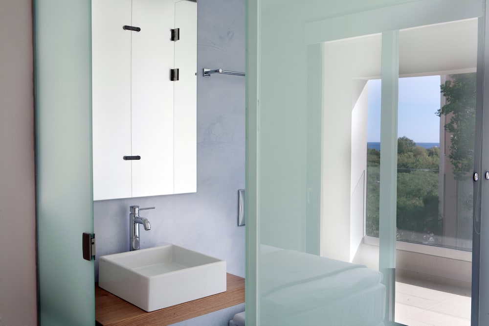 Фото Aethrion Boutique Homes