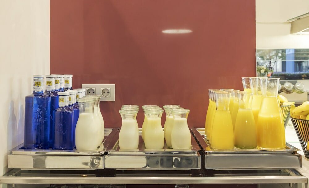 Фото Hotel Ilunion Atrium