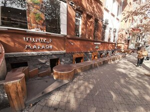 The Capital (Yerevan, Mashtots Avenue, 27), bar, pub