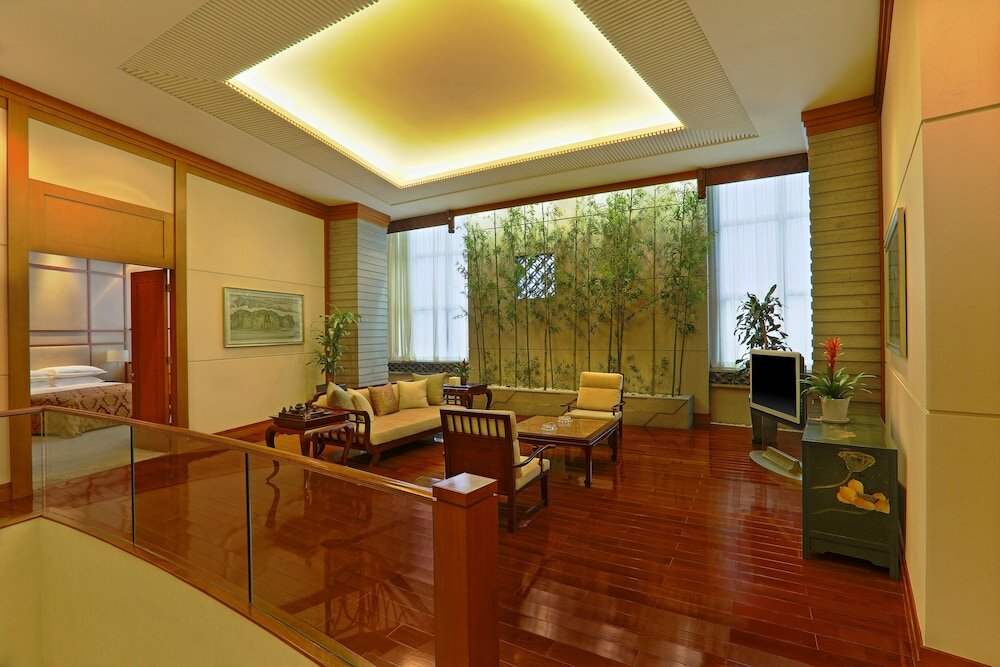 Фото Sheraton Chengdu Lido Hotel