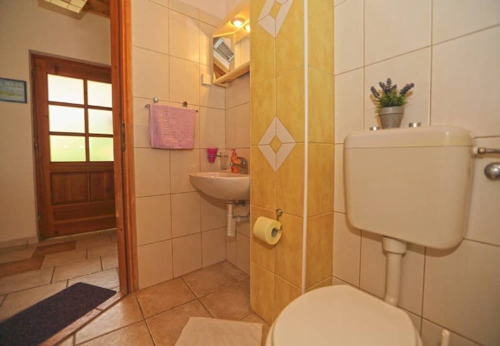 Фото Josip - 100 m From Beach - A5