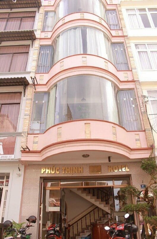 Гостиница Khach San Phuc Thinh в Далате
