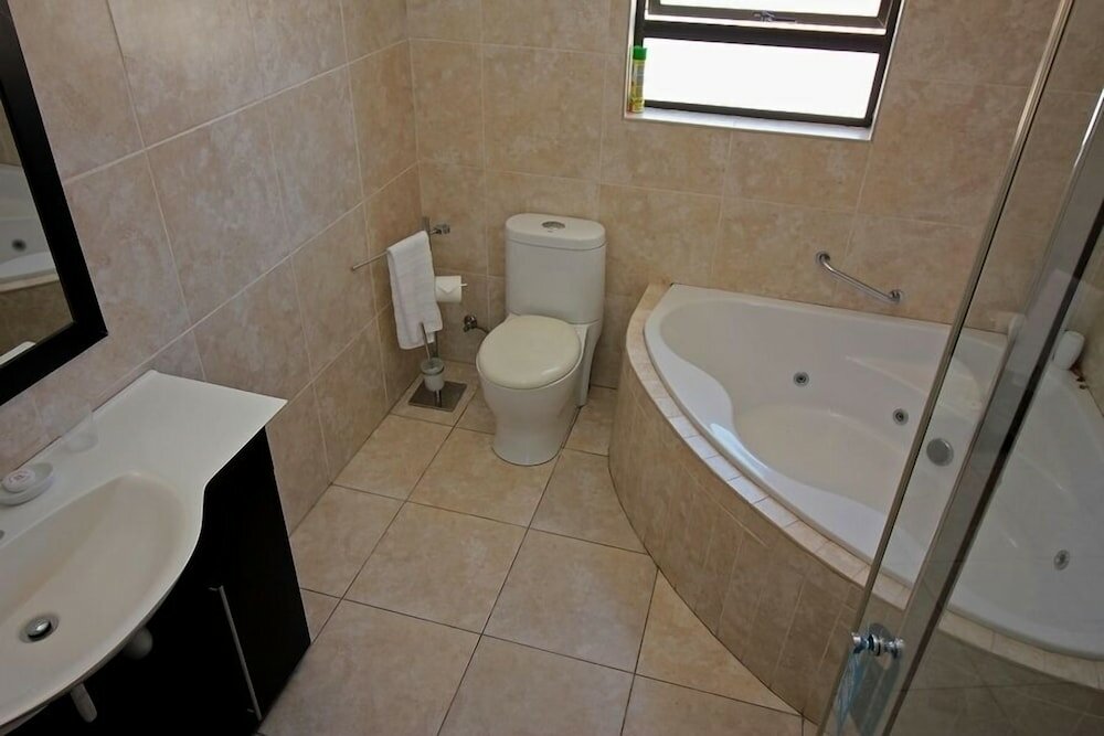 Фото Kwantu Guesthouses