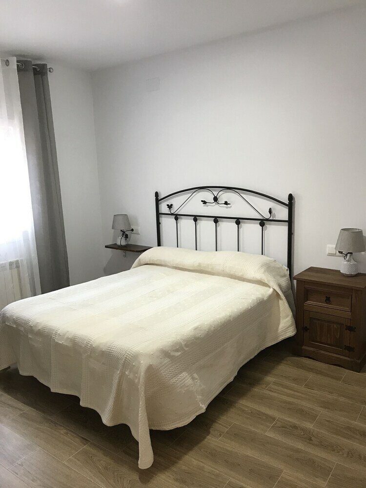 Фото Casa Rural Alonso Quijano 2