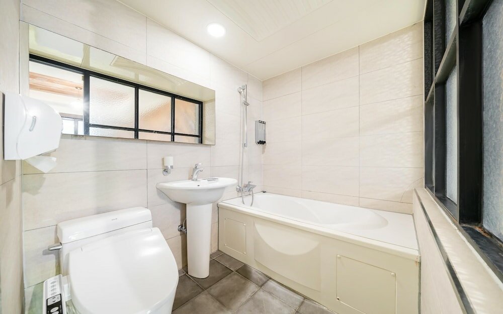 Фото Ulsan Jeongja-dong The Hill