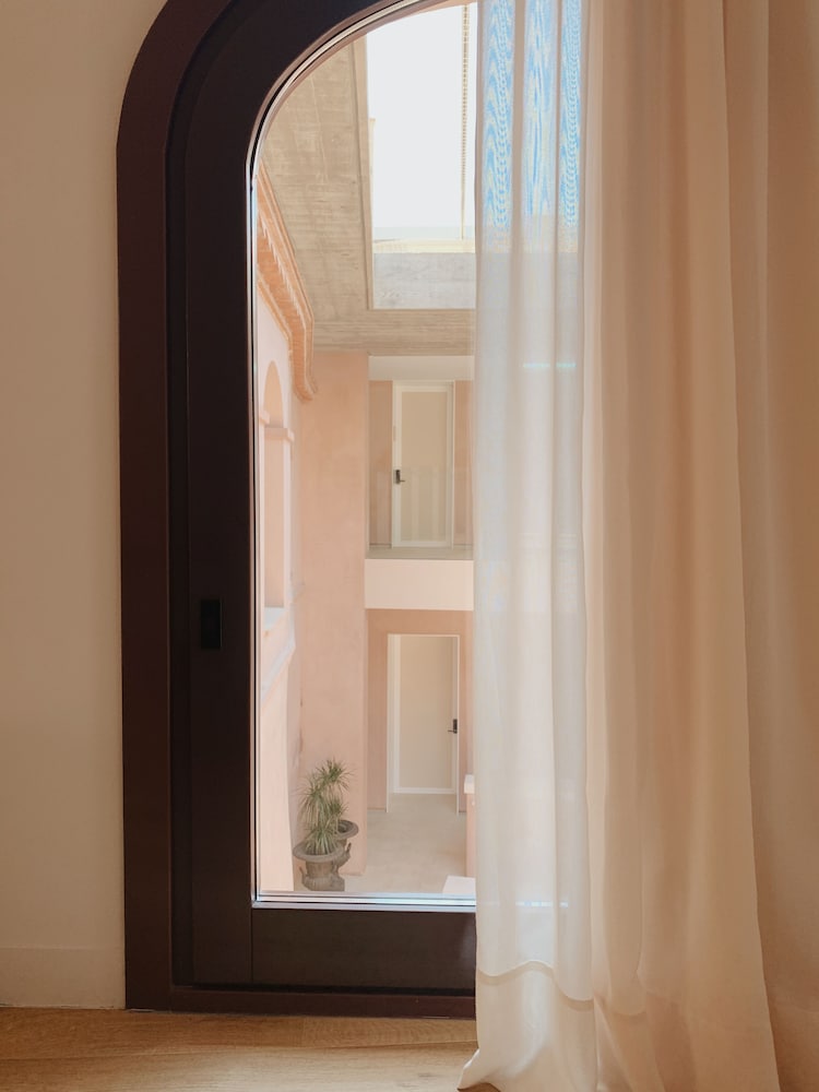 Фото Бутик-отель Palau Macelli