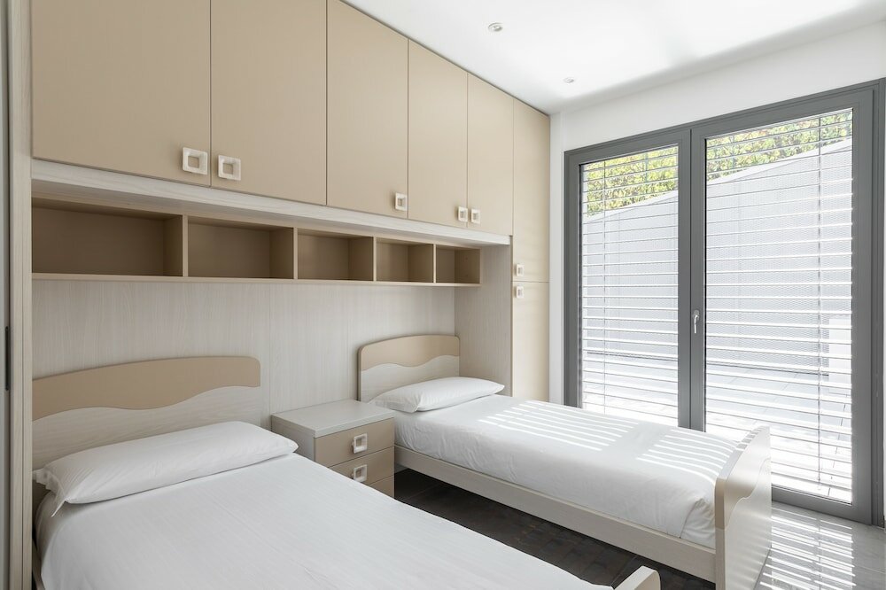 Фото Promenade Apartments