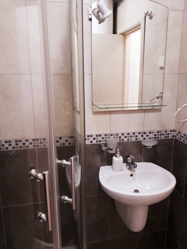 Фото Radovic apartments