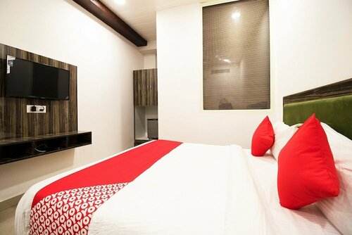 Гостиница Oyo 44094 Grand Inn в Дели