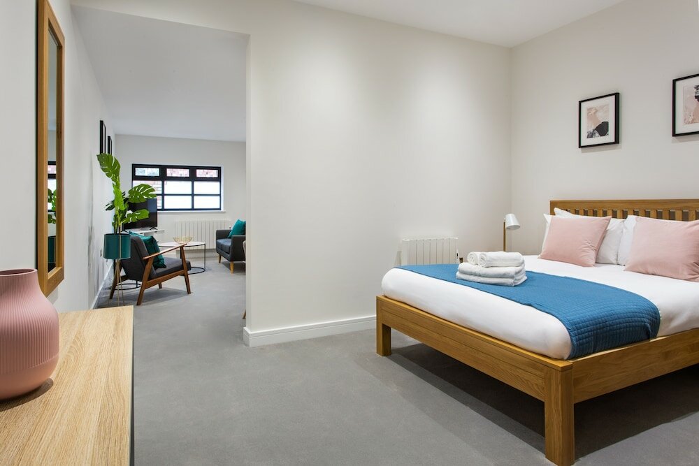 Фото Queens Park by Flying Butler Apartments