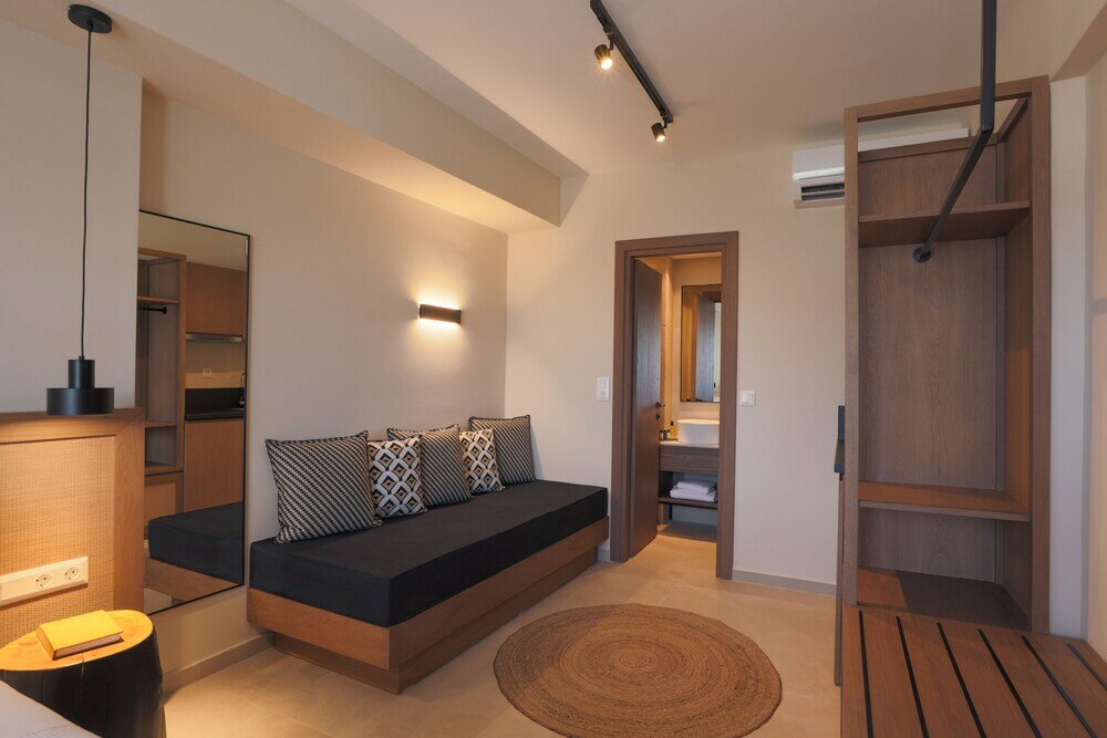 Фото Elivia Boutique Suites