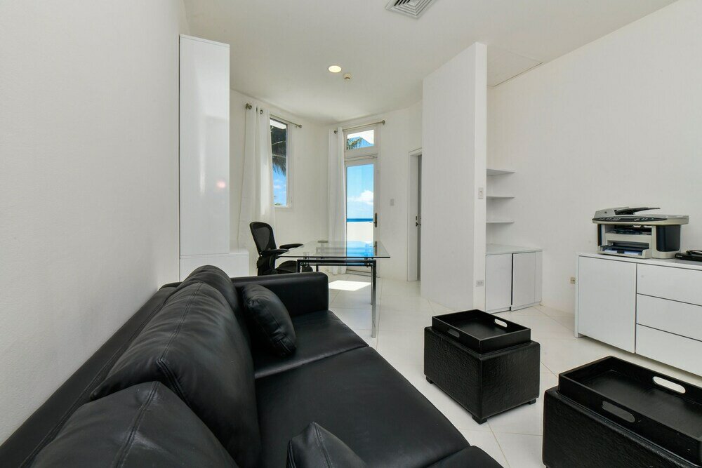 Фото Ocean Front 7-bedroom 7-bath Sunset Views Malmok!