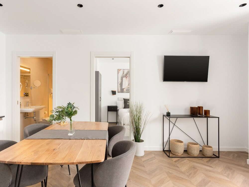 Фото Limehome Malaga Calle Ancha del Carmen