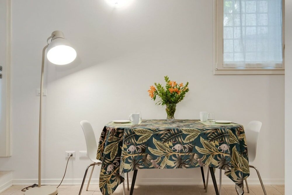 Фото VIA Santo Stefano Secret Garden Apartment