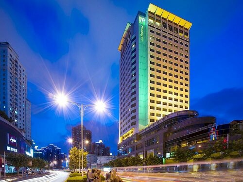 Гостиница Holiday Inn Shanghai Vista в Шанхае