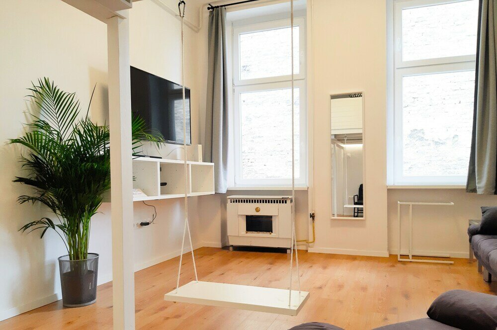 Фото Bright Side Apartment