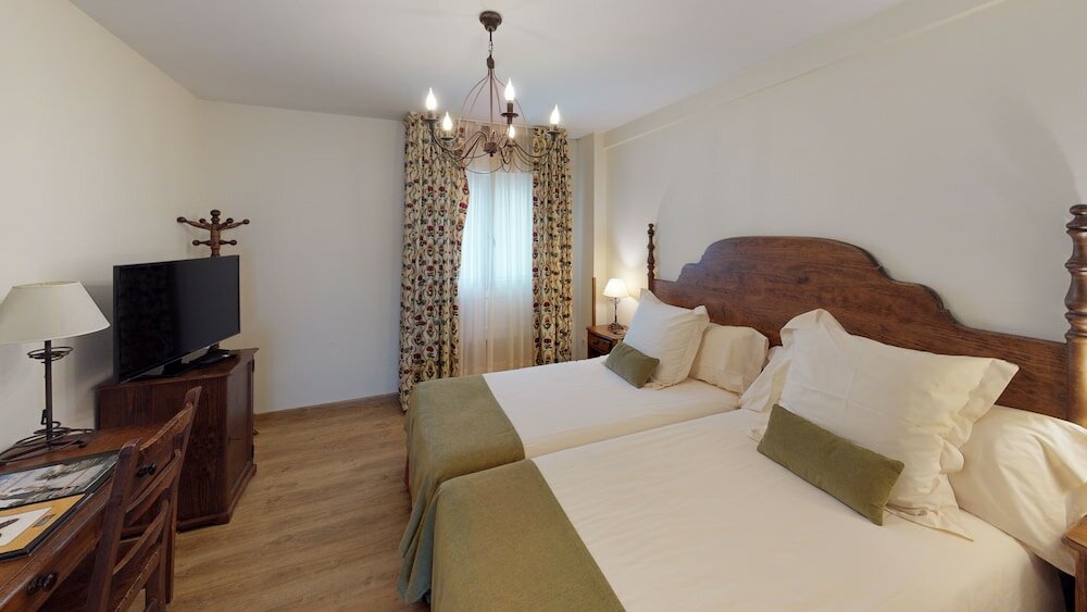 Фото Hotel Virxe da Cerca