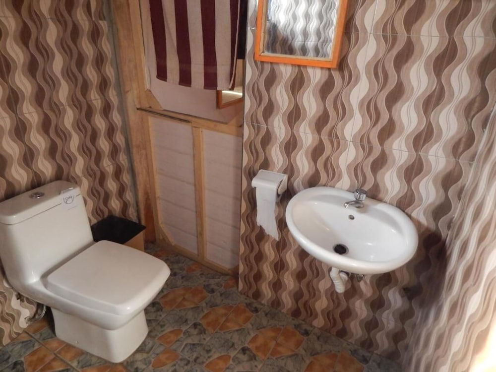 Фото Akomapa Village