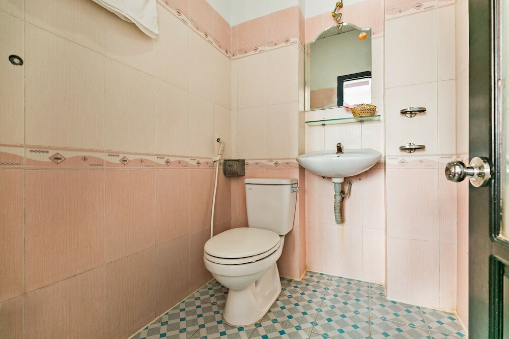 Фото Oyo 998 Loan Anh 2 Hotel