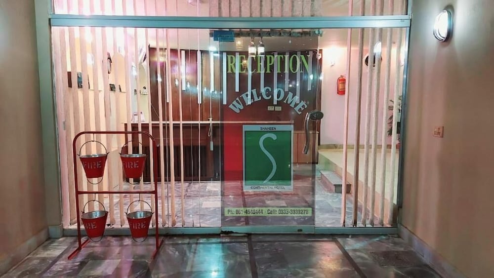 Фото Hotel Shaheen Continental Multan