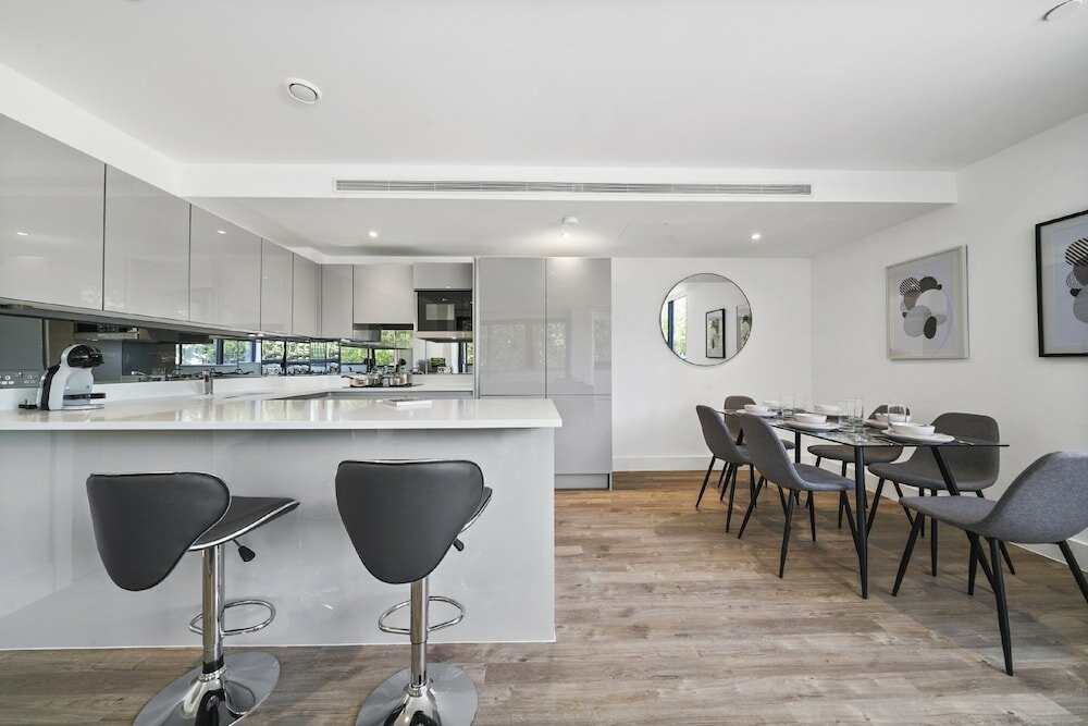 Фото Chic Aparts in Bermondsey by City Stay Aparts