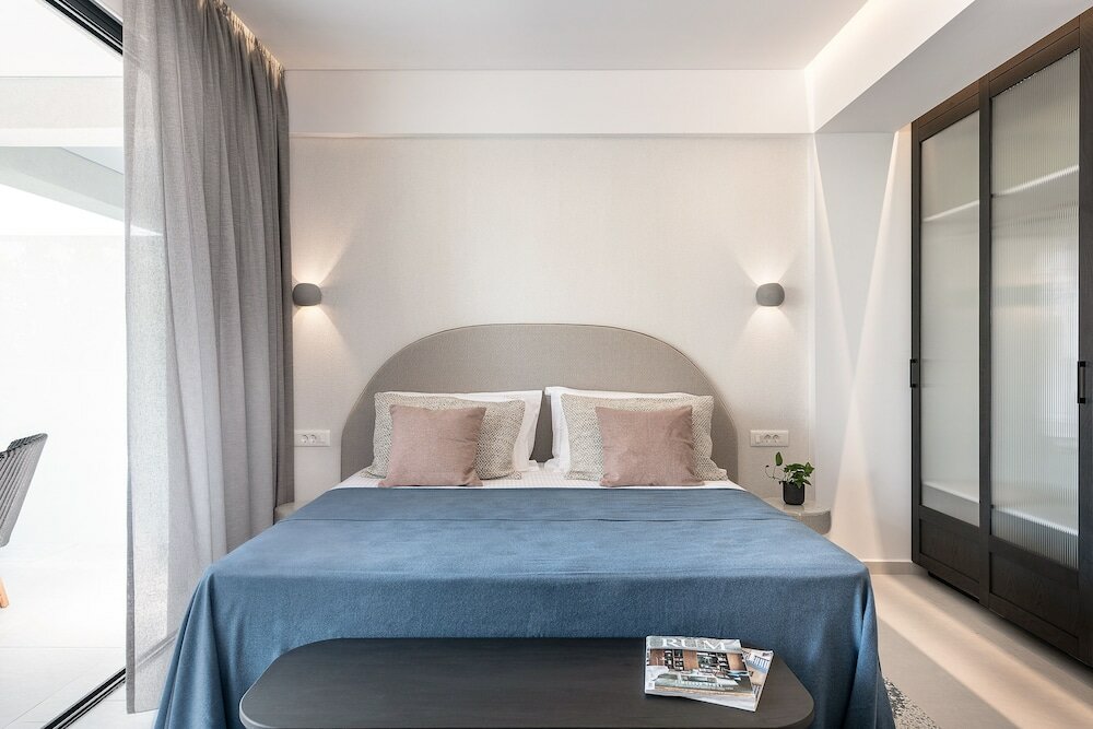 Фото Nuovo Luxury Suites