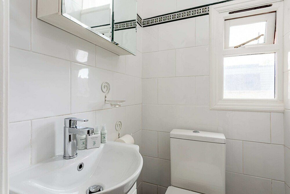 Фото Charming Chelsea Flat