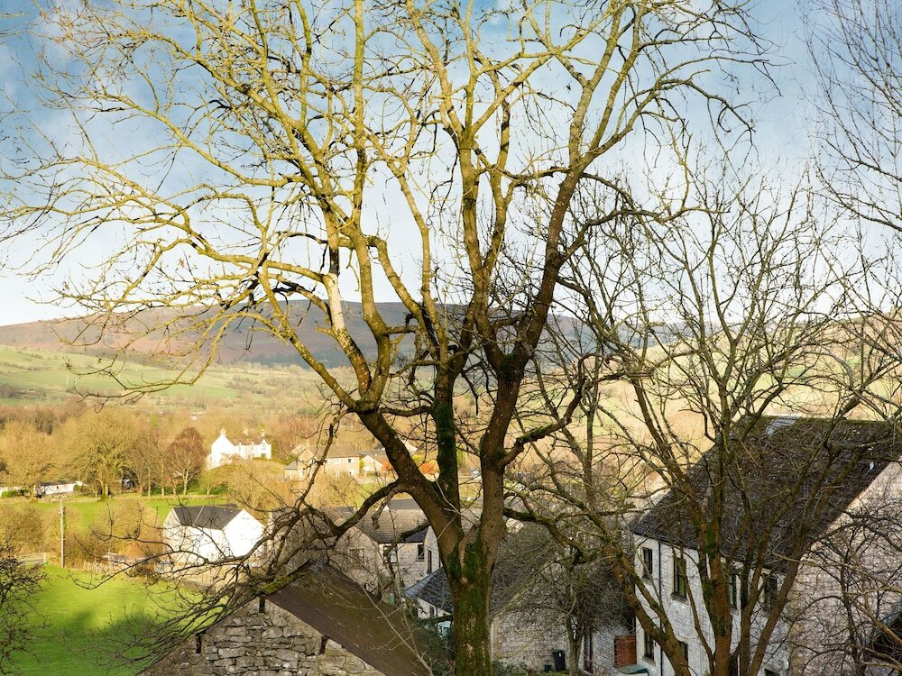 Фото Oyo Ye Olde Bowling Green Inn