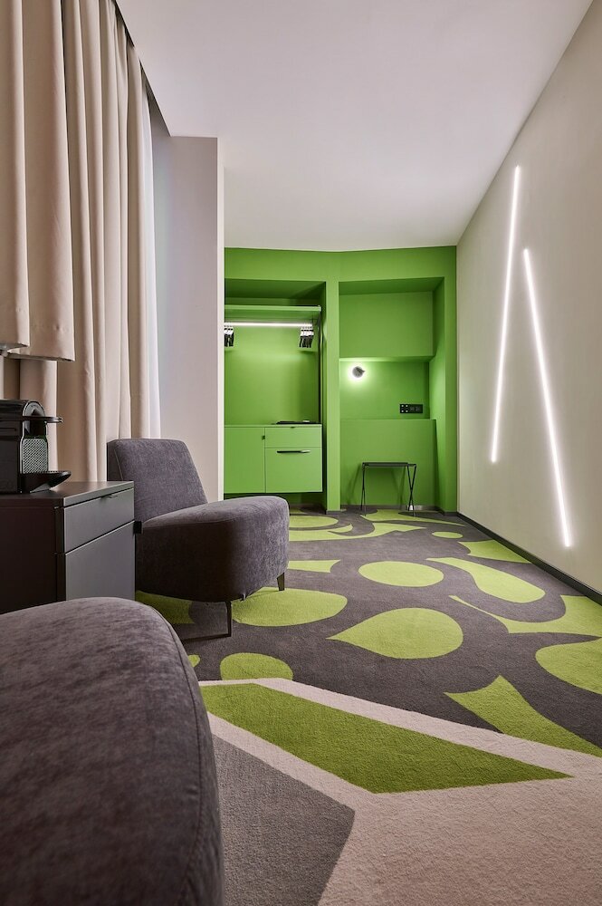 Фото MyTALE Creative Academy Hotel