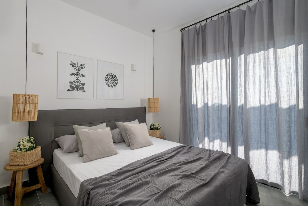 Фото Seawater Villa