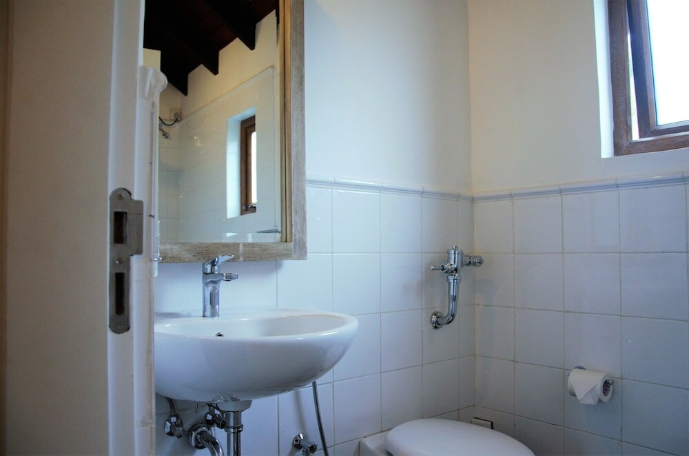 Фото Lakeside Cottages