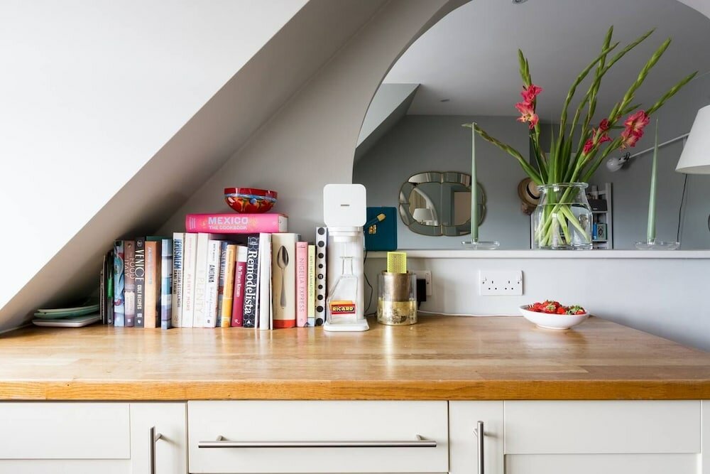 Фото Delightful 1 bed Apartment in Shepherd's Bush