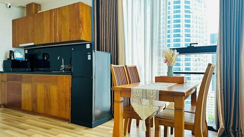 Гостиница Maple Hotel & Apartment в Нячанге