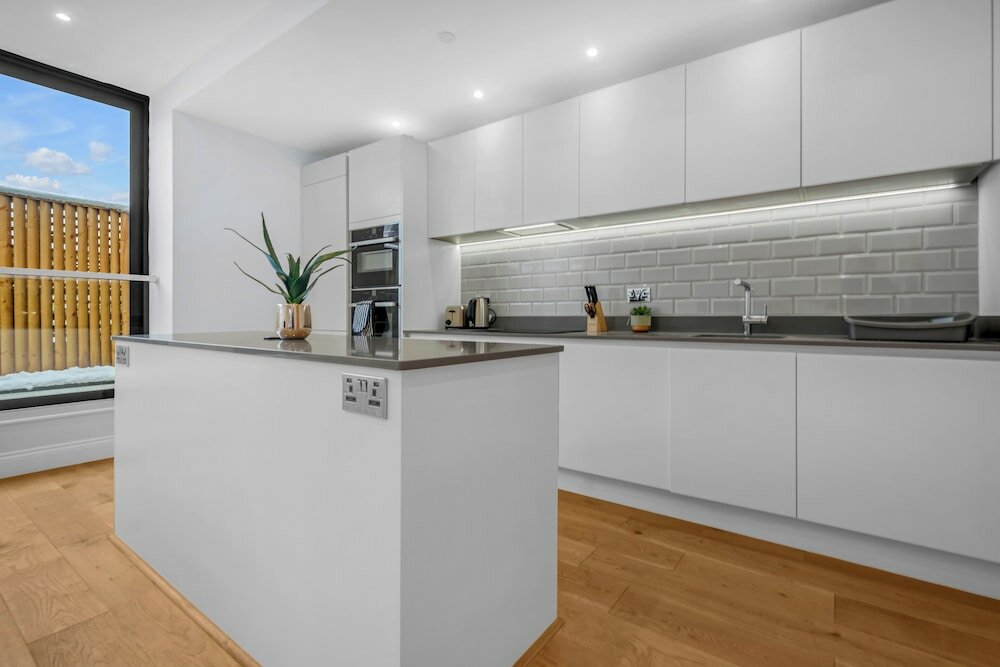 Фото Three Bed Spacious Apartment in Dalston