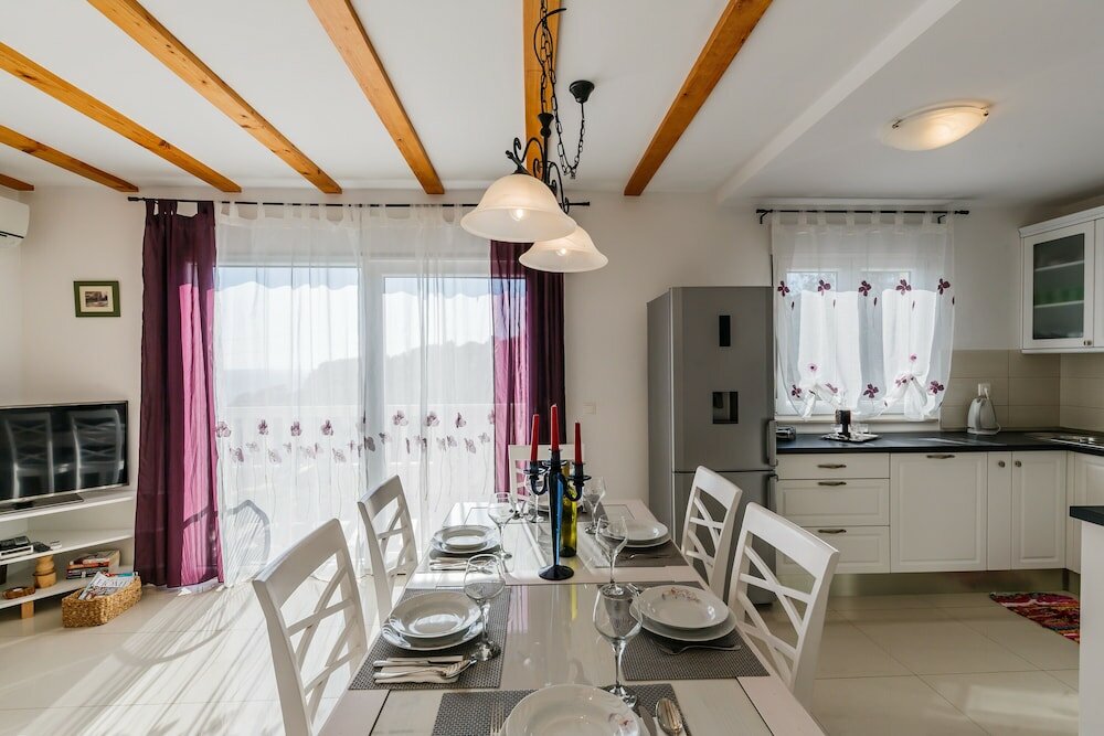 Фото Villa Luana with amazing sea views