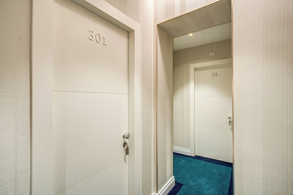 Фото Babuino Palace Suites