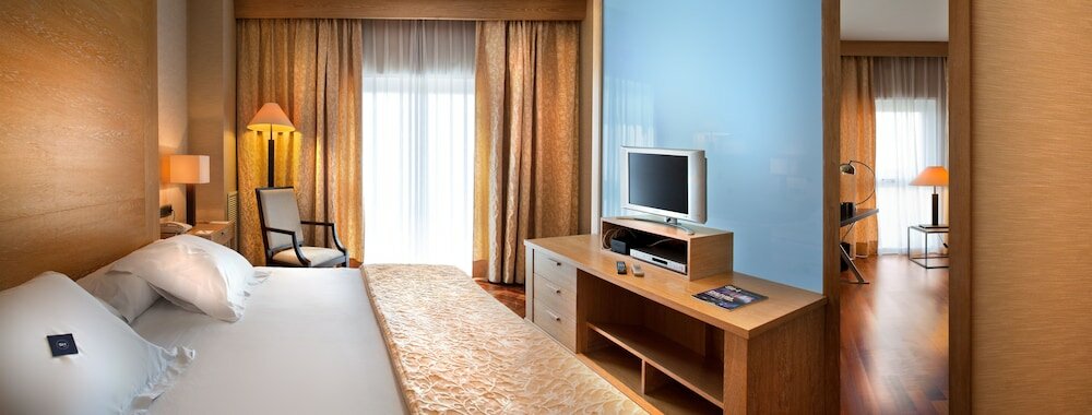 Фото Sh Valencia Palace Hotel