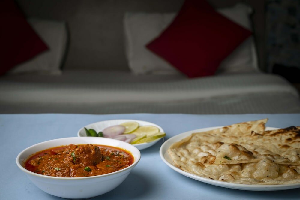 Фото Hotel Town and Country inn