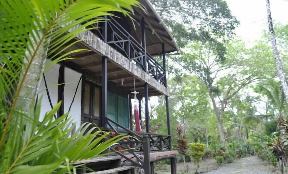 Фото Acuali Eco Hostal